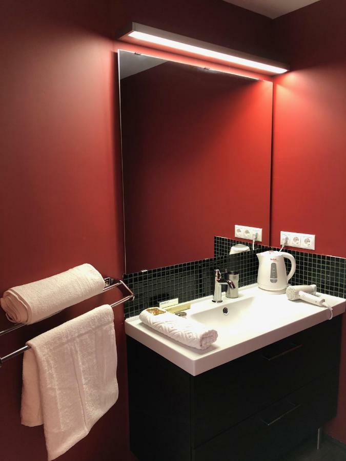 Semiramis Business Hotel