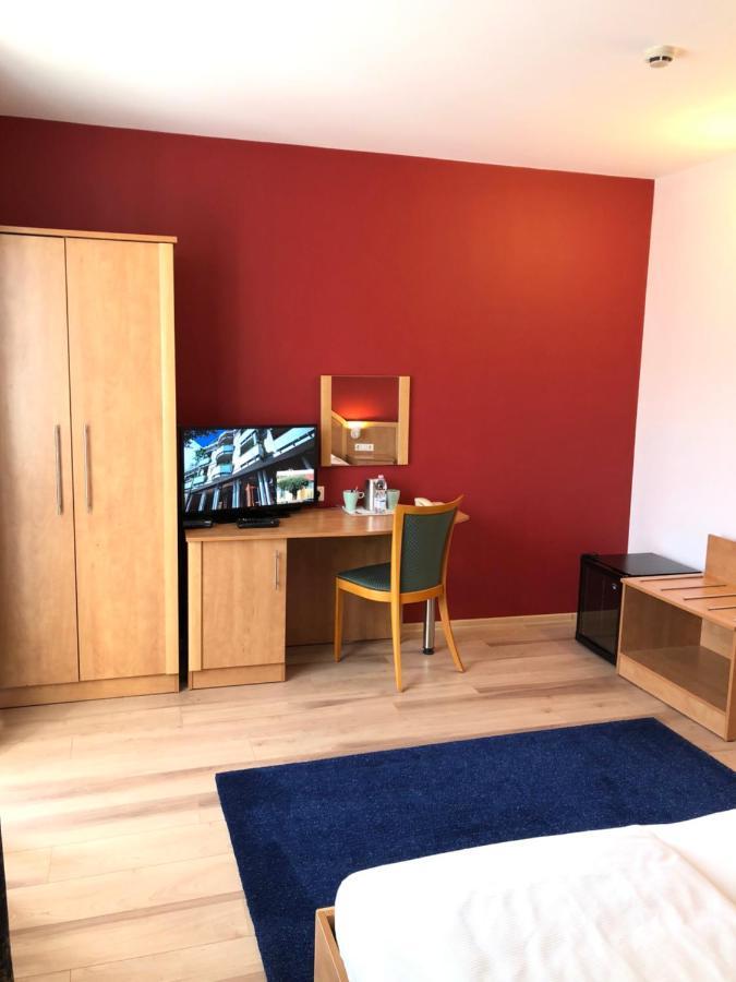 Hotel Semiramis Business 4*